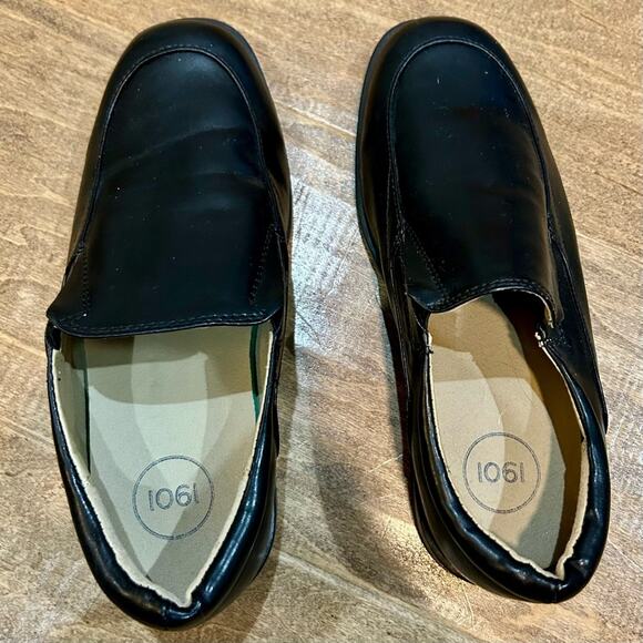 1901 Boy’s Dress Shoes Black Size 1 EUC - Picture 5 of 6